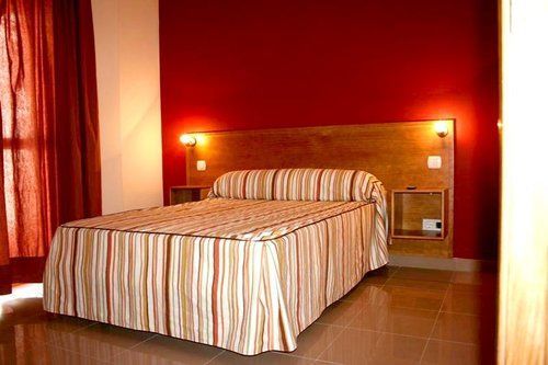 Apartamentos Maria Del Carmen Torremolinos Dış mekan fotoğraf